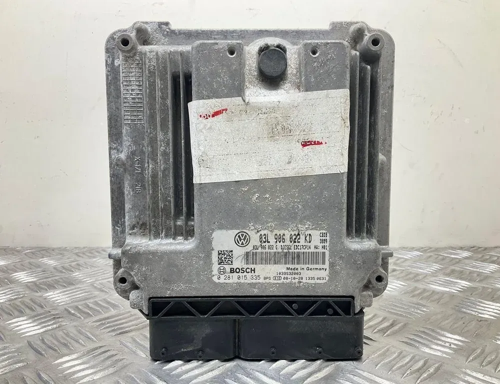 Блок за управление на двигателя ECU