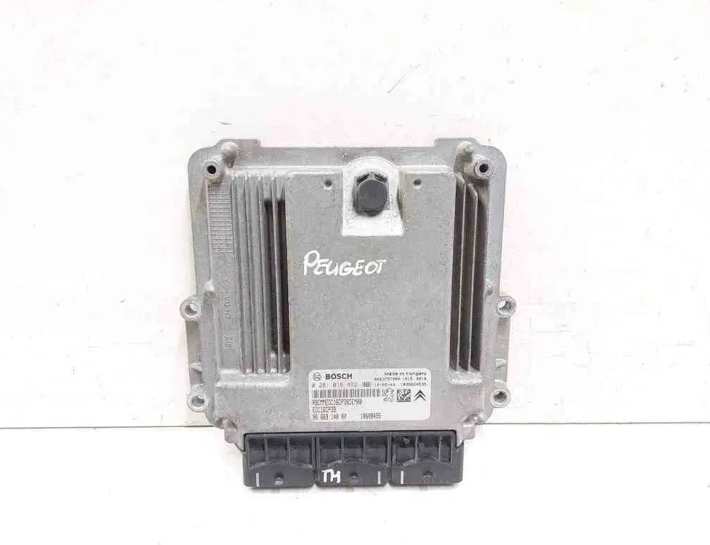 Блок за управление на двигателя ECU