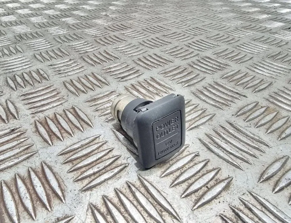 12 V контакт