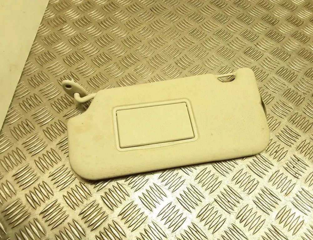 Ляв сенник