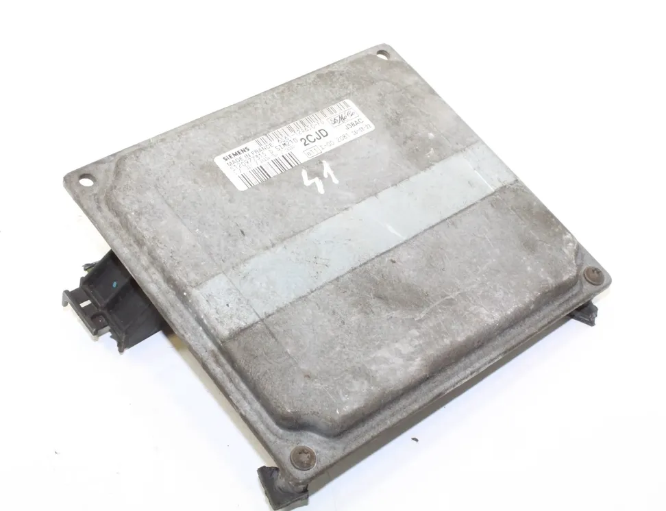 Блок за управление на двигателя ECU