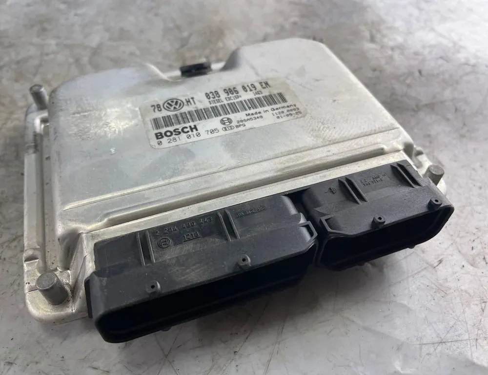 Блок за управление на двигателя ECU