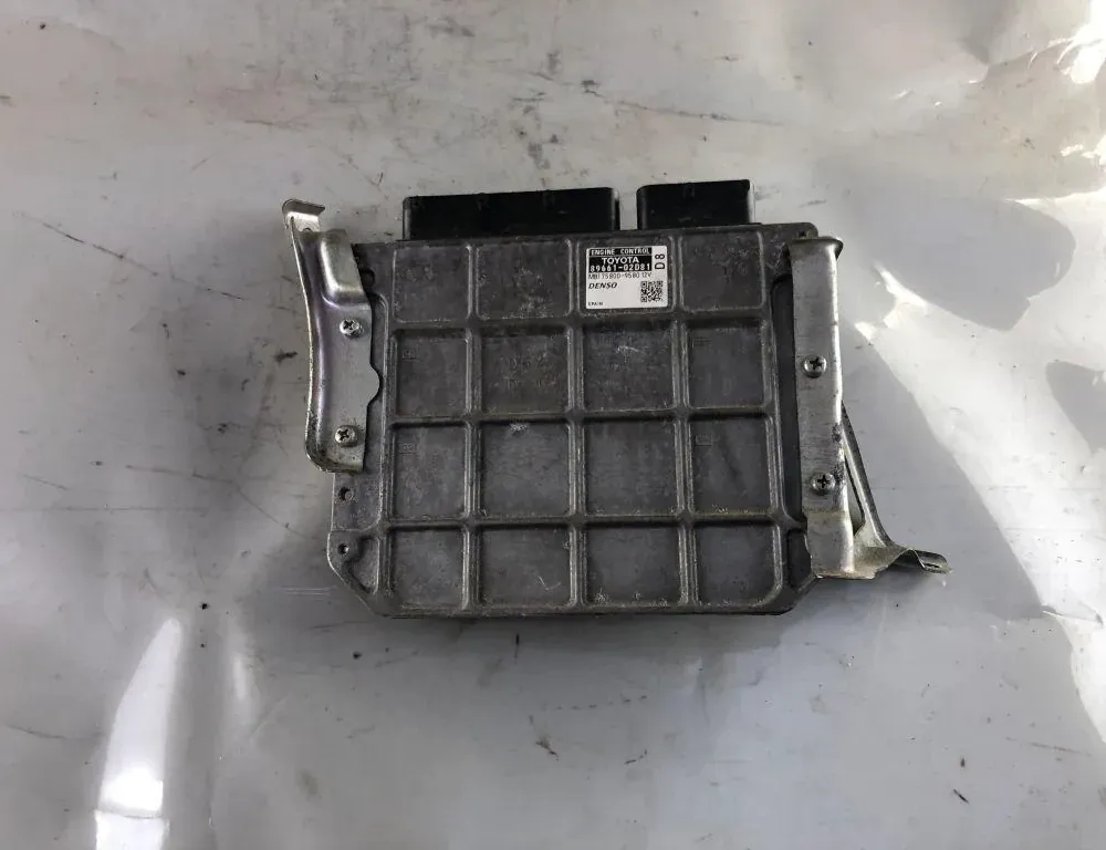 Блок за управление на двигателя ECU