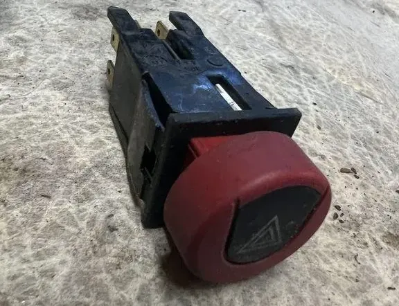 Бутон за опасност
