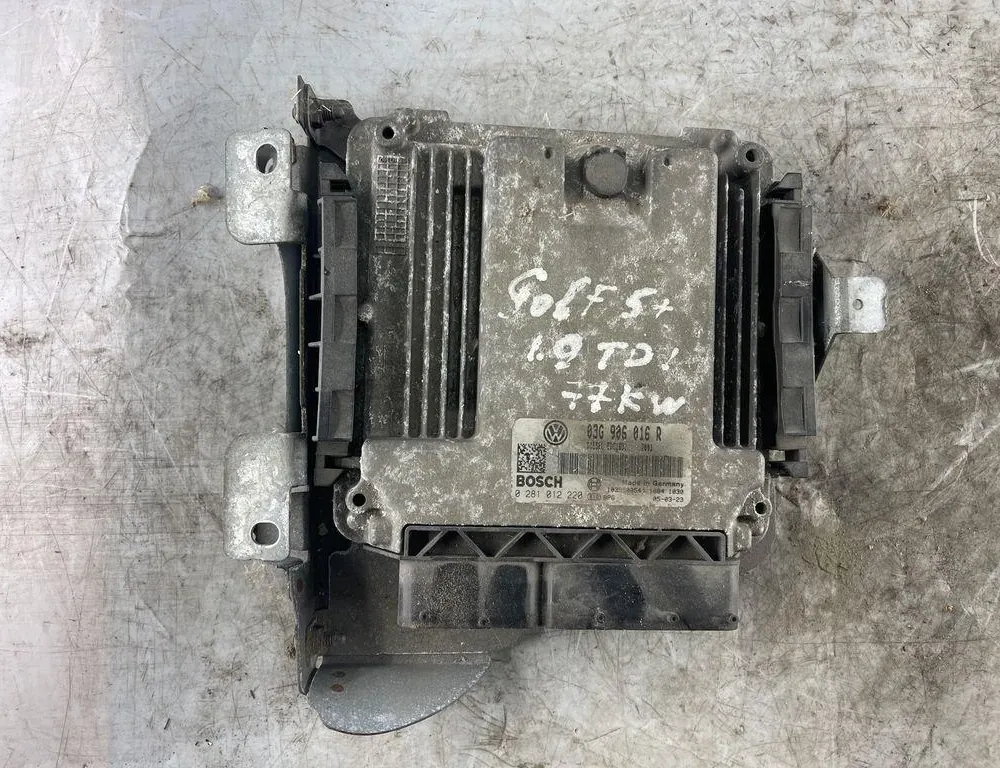Блок за управление на двигателя ECU