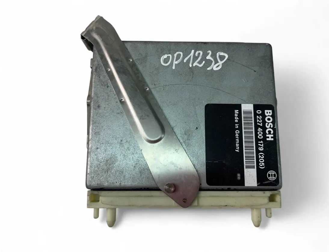 Блок за управление на двигателя ECU