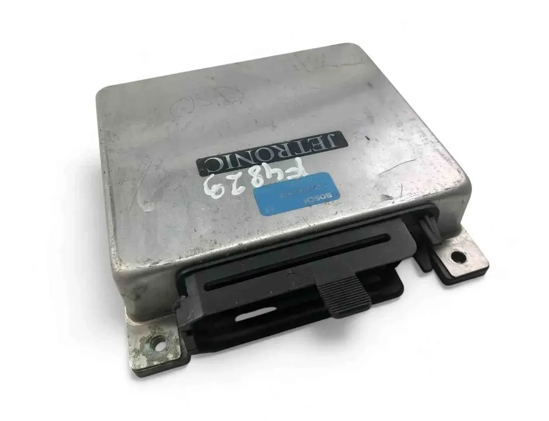 Блок за управление на двигателя ECU