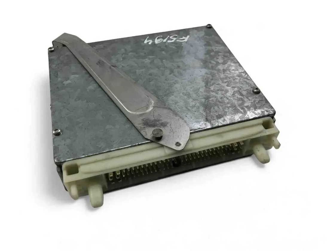 Блок за управление на двигателя ECU