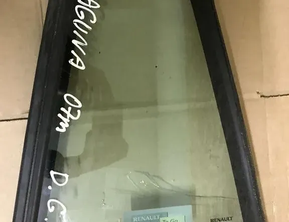 Ляво задно стъкло на тялото