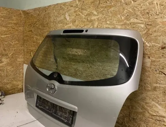 Заден капак на багажника