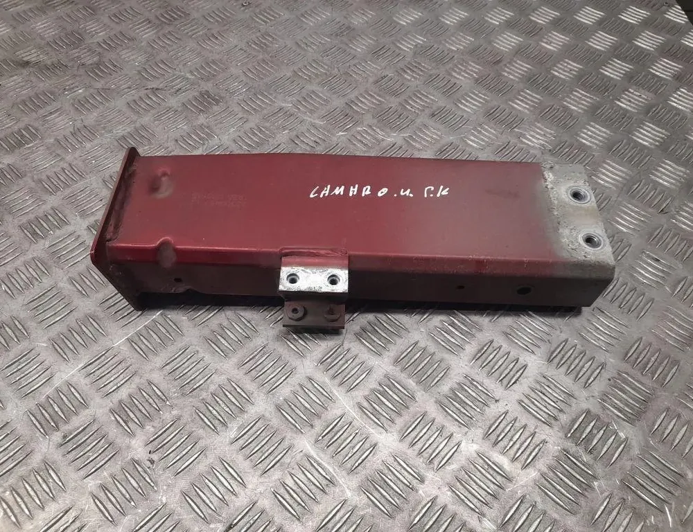 Предни леви крака на шасито