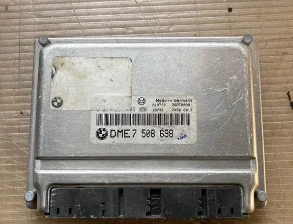 Блок за управление на двигателя ECU