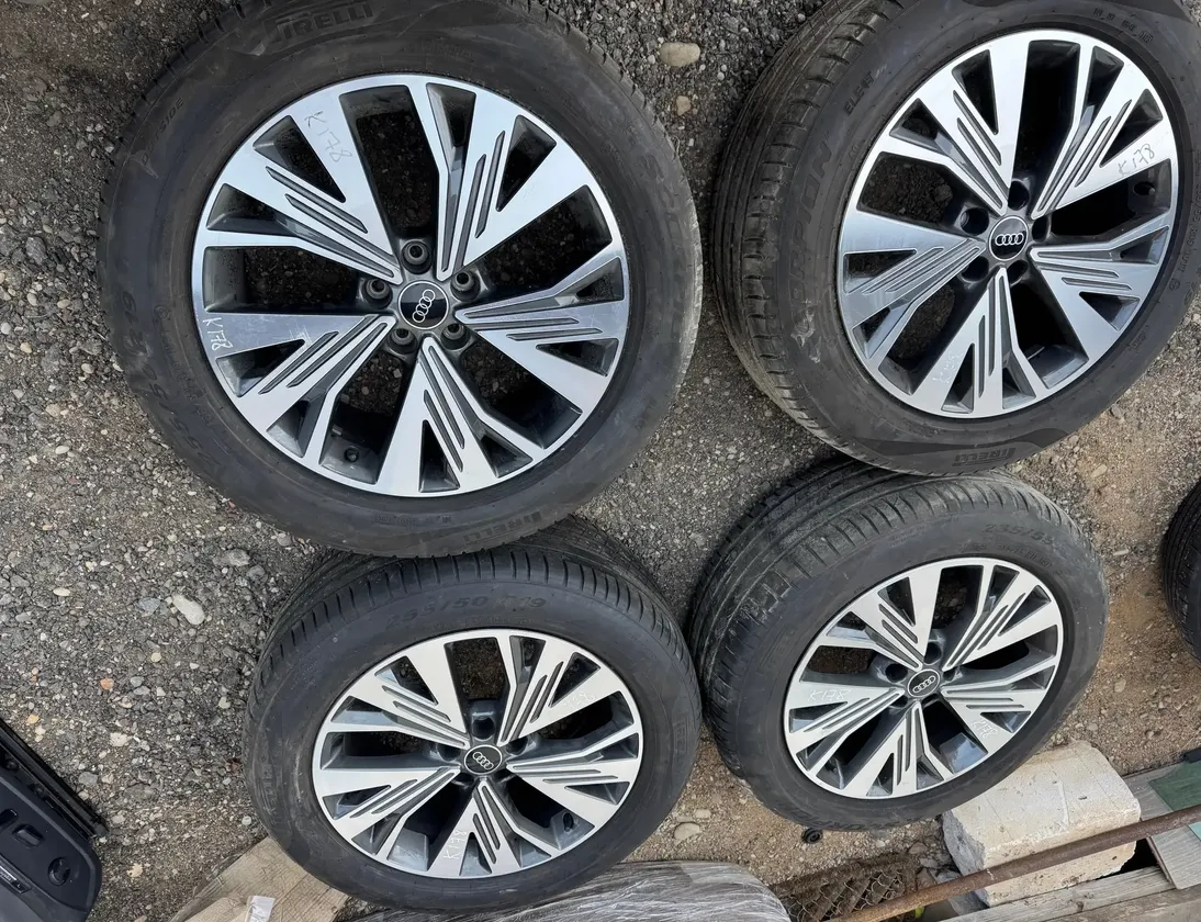 AUDI Q4 Sportback e-tron 1 generation (2021-2024) Комплект колела - AUDI · Q4 Sportback e-tron · 1 generation (2021-2024) · 89a601025an