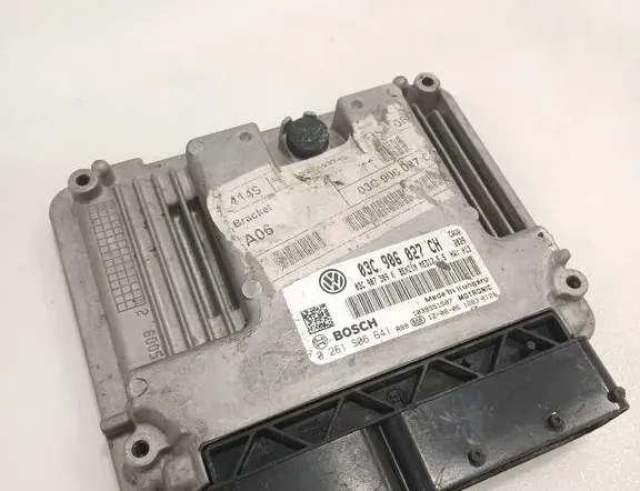 Блок за управление на двигателя ECU