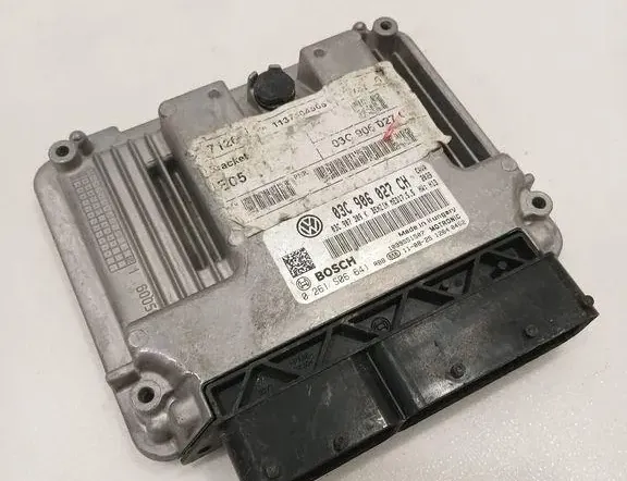 Блок за управление на двигателя ECU