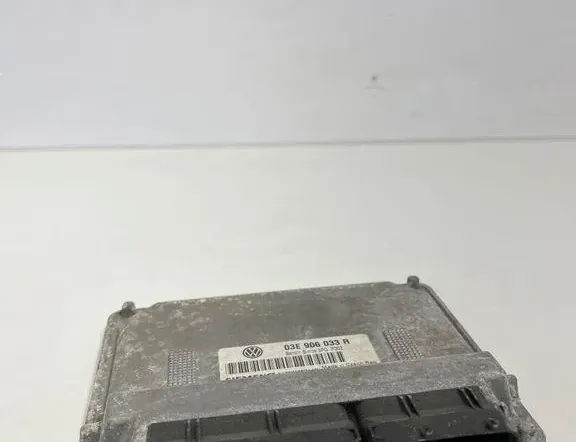 Блок за управление на двигателя ECU