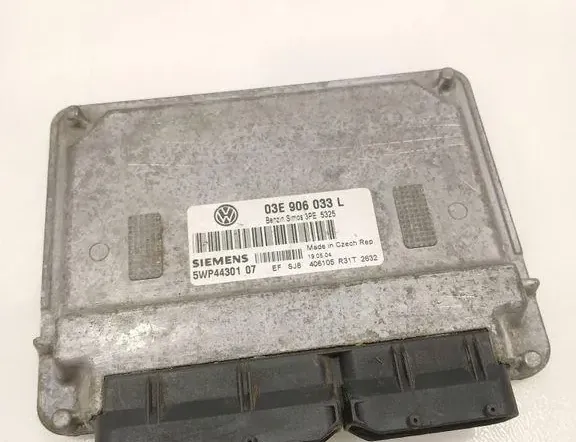 Блок за управление на двигателя ECU