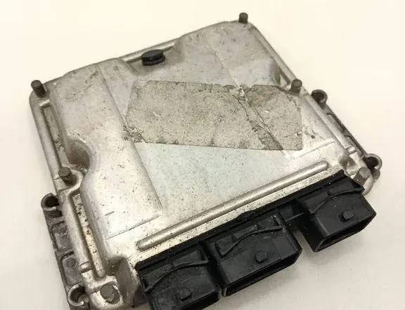 Блок за управление на двигателя ECU