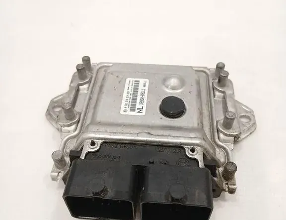 Блок за управление на двигателя ECU