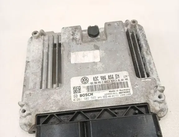 Блок за управление на двигателя ECU