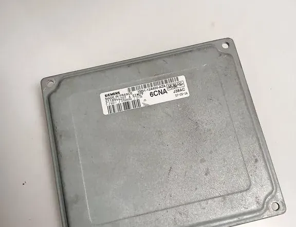 Блок за управление на двигателя ECU