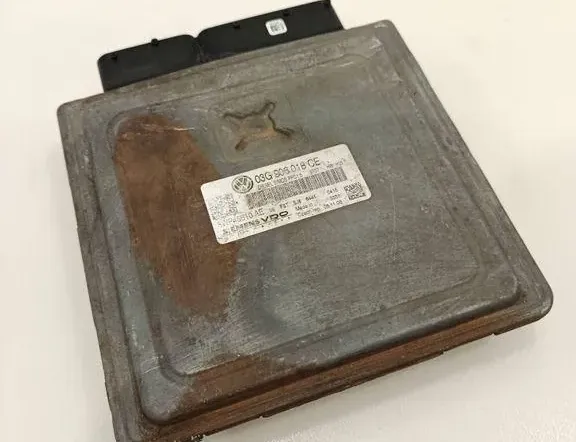 Блок за управление на двигателя ECU