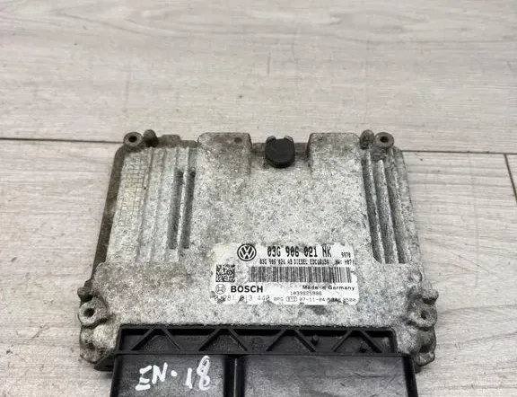 Блок за управление на двигателя ECU