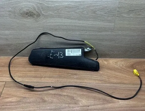 Предна лява въздушна възглавница SRS