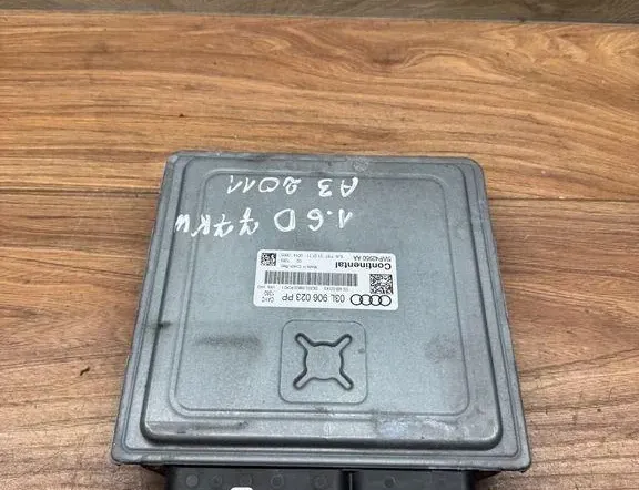 Блок за управление на двигателя ECU