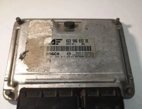 Блок за управление на двигателя ECU