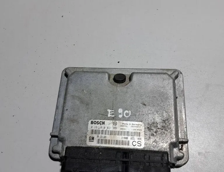 Блок за управление на двигателя ECU
