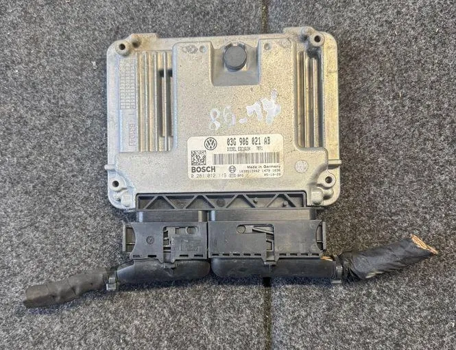 Блок за управление на двигателя ECU