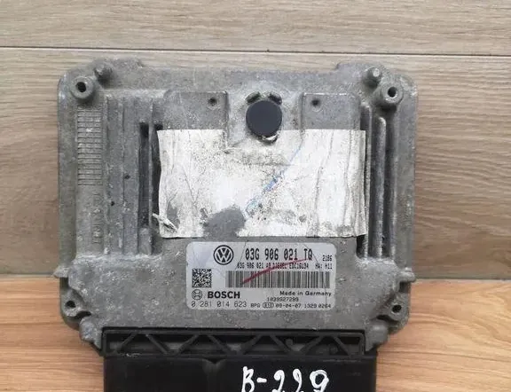 Блок за управление на двигателя ECU