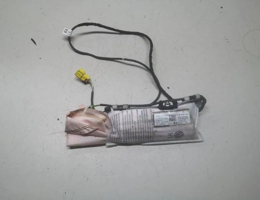 Предна лява въздушна възглавница SRS