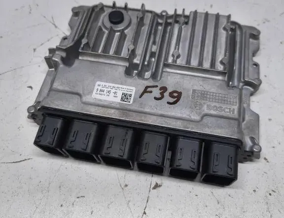 Блок за управление на двигателя ECU