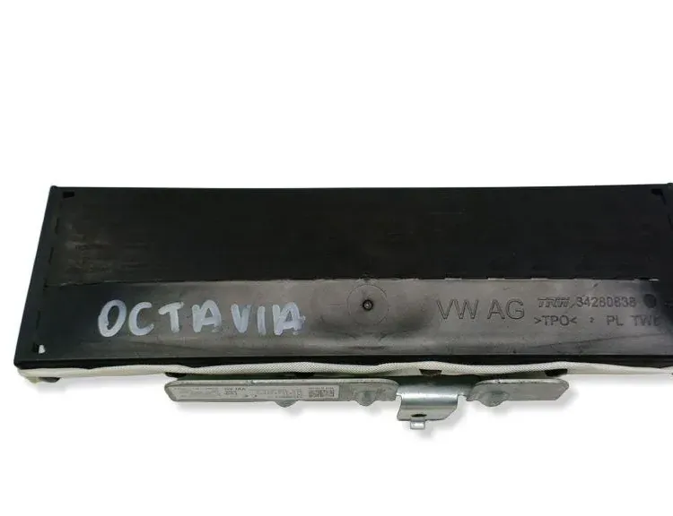 SRS Airbag за колена
