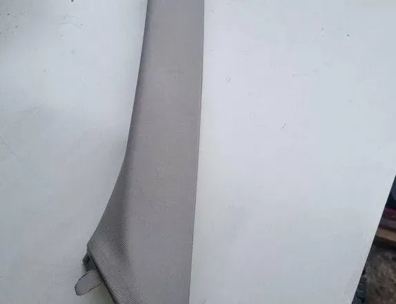Облицовка на ляв стълб