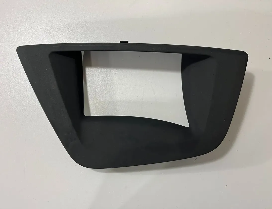 Head-Up Display Trim