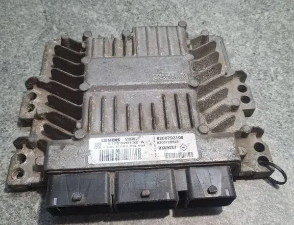 Блок за управление на двигателя ECU