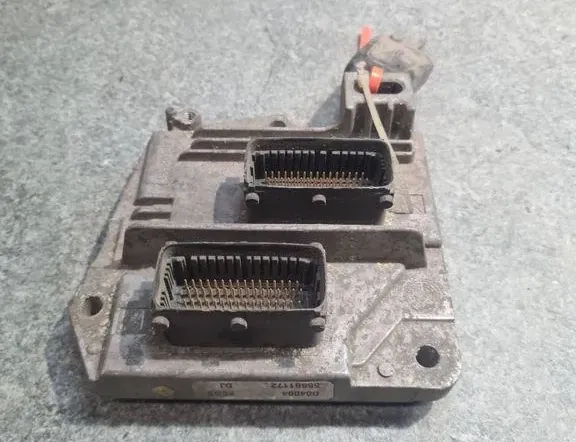 Блок за управление на двигателя ECU