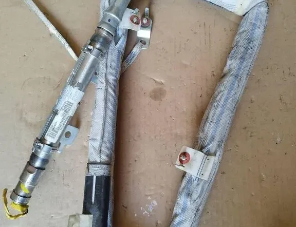 Лява странична въздушна възглавница на покрива SRS