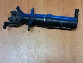 Дюза за миене на фаровете