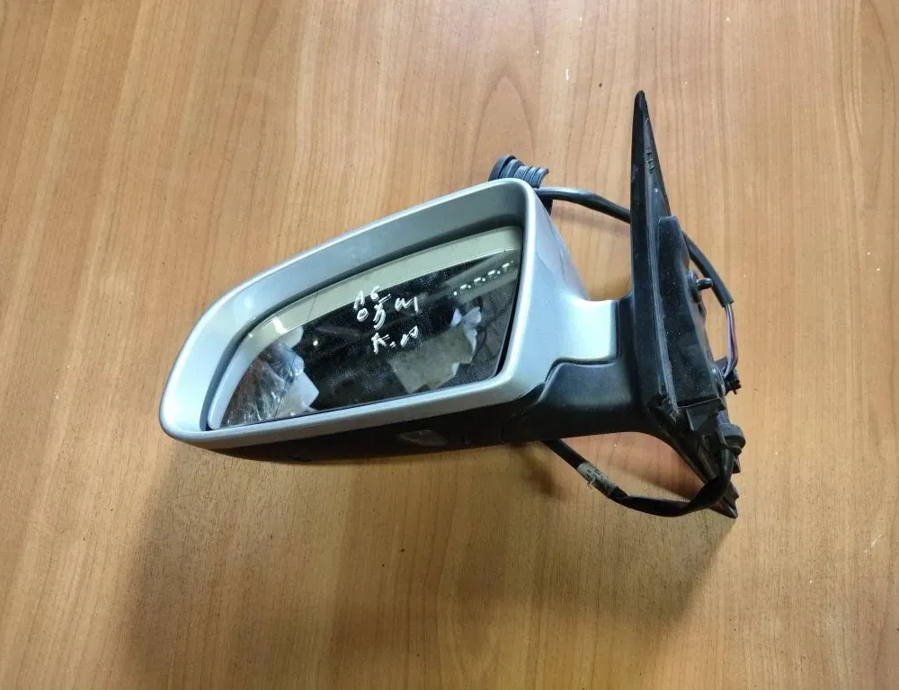 Ляво странично огледало