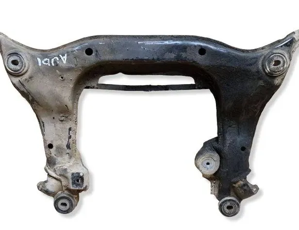 Подрамка на предното окачване