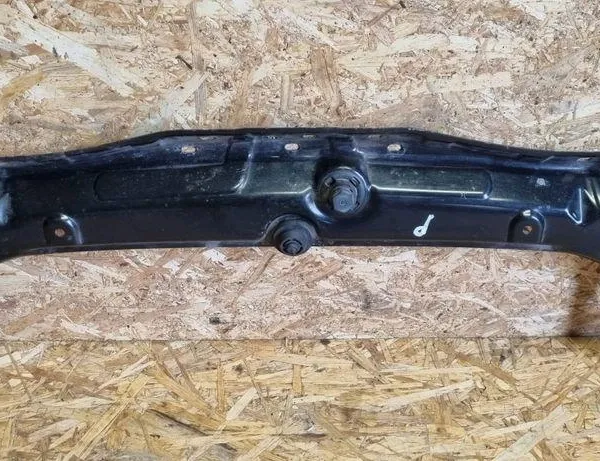 Част на рамката на горния панел