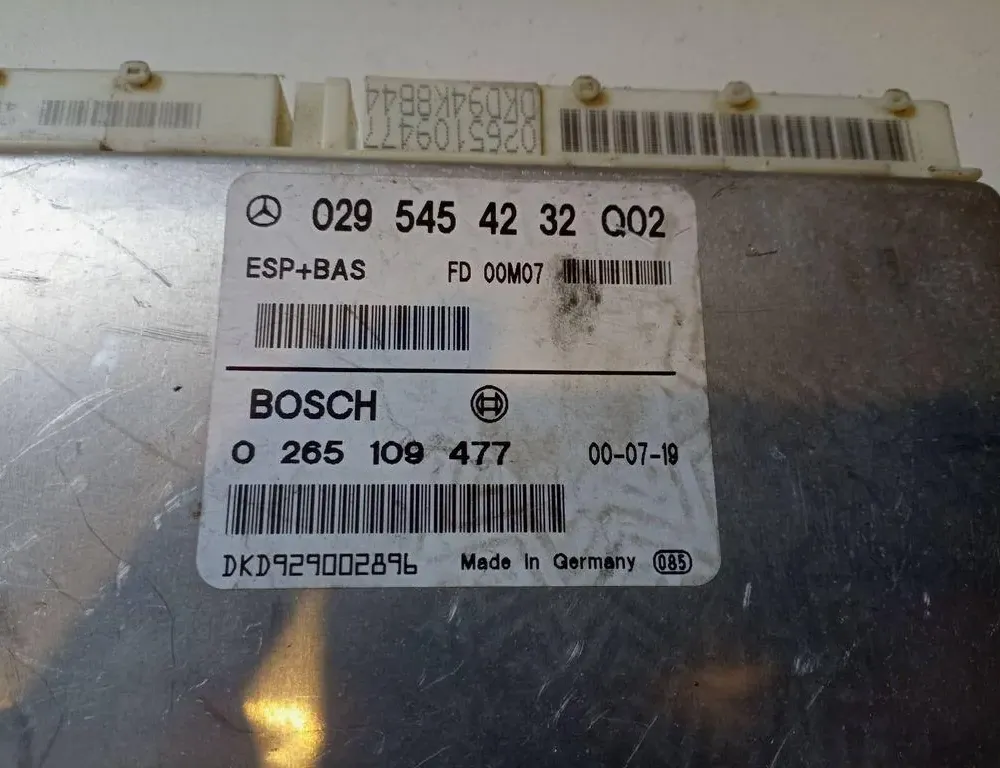 Блок за управление на двигателя ECU