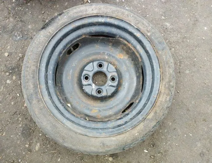 Резервна гума