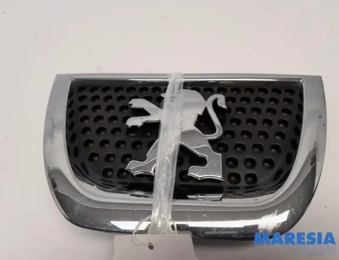 PEUGEOT 3008 1 generation (2010-2016) Значка на предния капак - PEUGEOT · 3008 · 1 generation (2010-2016) · 9685973077, 7810X5