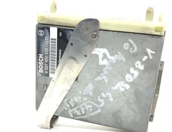 Блок за управление на двигателя ECU