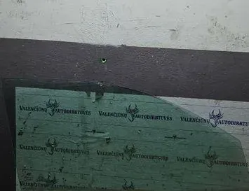 Стъкло на предна лява врата